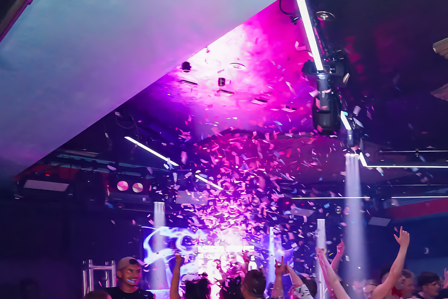 BLOWER6LED - Confetti Blower with RGB LEDs - Image 3