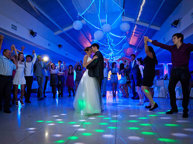 Nightclub Extravaganza - Image 7